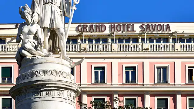 Vacances de luxe a Genes avec spa et diner dans un hotel etoiles face au port
