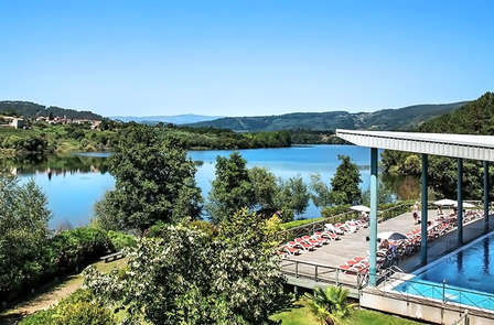 Gastronomía & Relax: Escapada con cena y acceso ilimitado a las piscinas termales