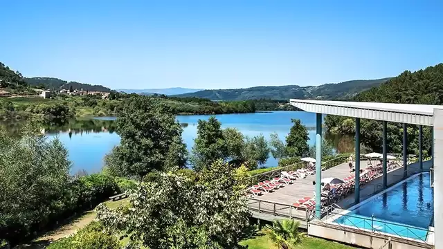 Gastronomía & Relax: Escapada con cena  y acceso a las piscinas termales