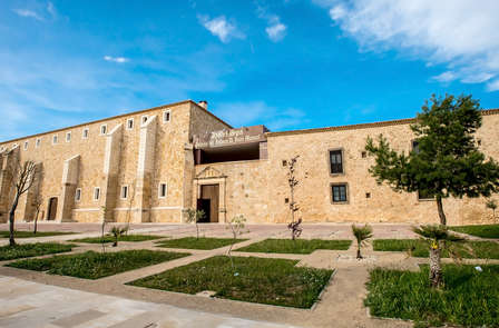 Romantisme : accès au spa, champagne et chocolats dans un palais médiéval (à partir de 2 nuits)