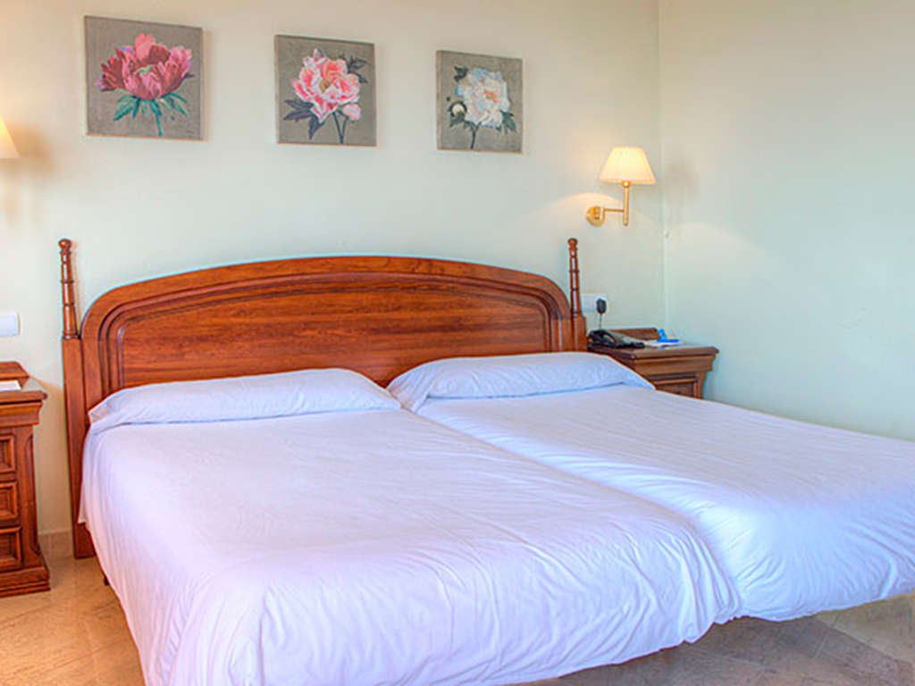Une escapade relaxante avec vue sur la mer à Sitges, vélos et parking inclus - 4* - 13