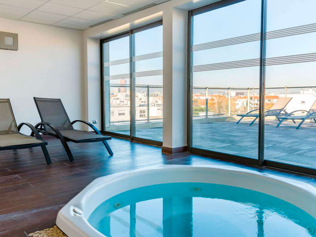 Week-end Avec Vue Imprenable Sur Lyon - 4* (ref 12143)