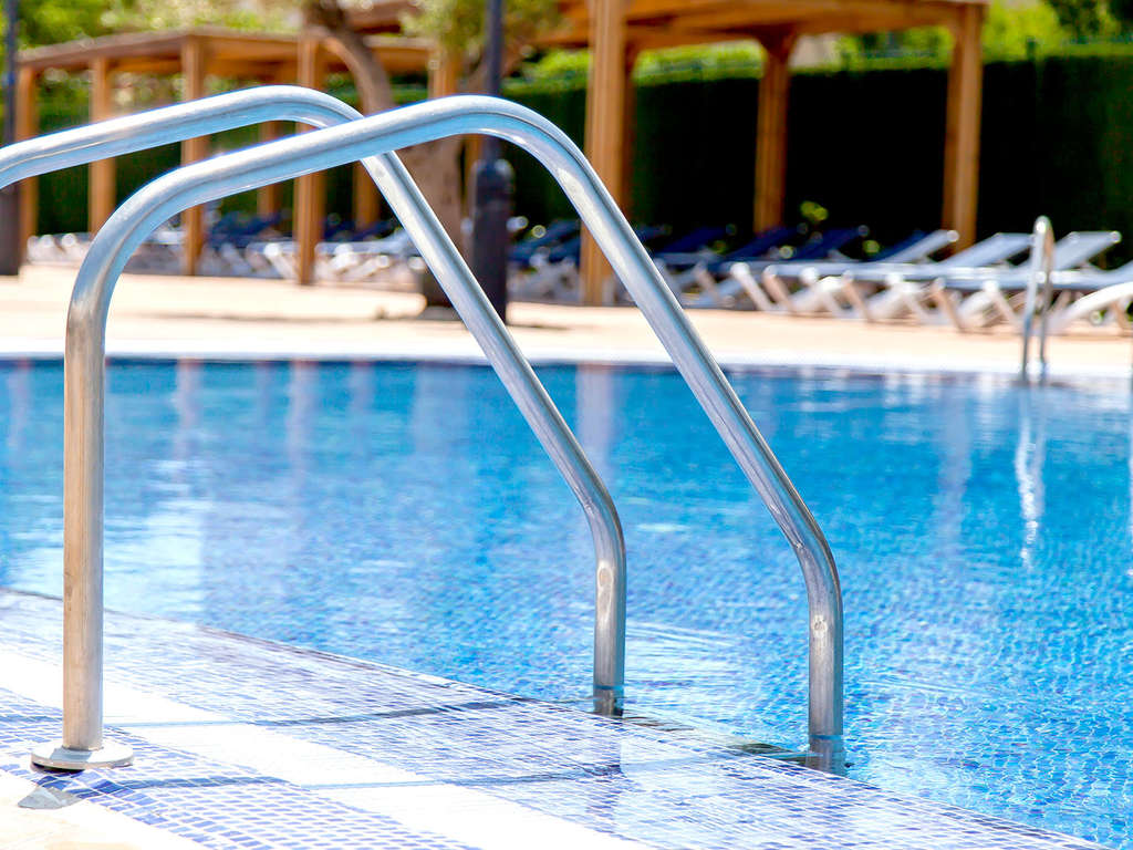 Spécial famille: séjour du 1er enfant gratuit, second à 50%, en pension complète sur la Costa Dorada - 4* - 11