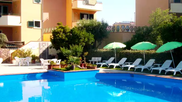 Vacanza al mare a Santa Teresa di Gallura in appartamento per 2