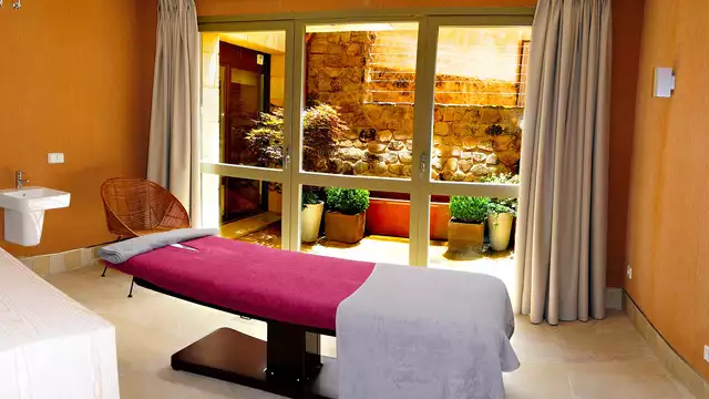 Speciale Relax in Suite con spa e massaggio a Santo Tomé del Puerto
