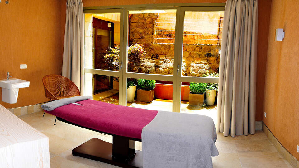 Especial Relax en Suite con spa y masaje en Santo Tome del Puerto