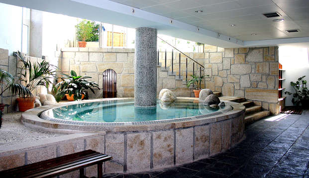 Escapada Relax con acceso al spa o sesión de balneoterapia en el Balneario de Mondariz