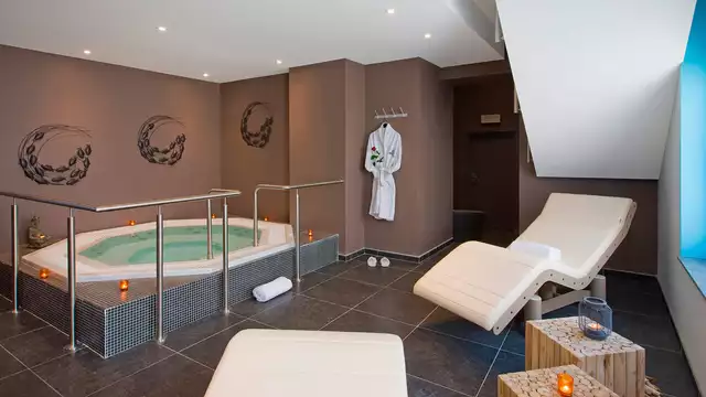 Momento di Dolcezza a Mons con accesso alla Spa