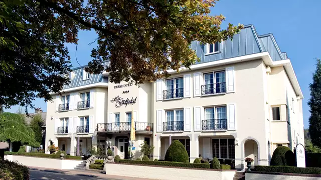 Découvrez les collines du Limbourg et détendez-vous dans un luxueux centre de bien-être