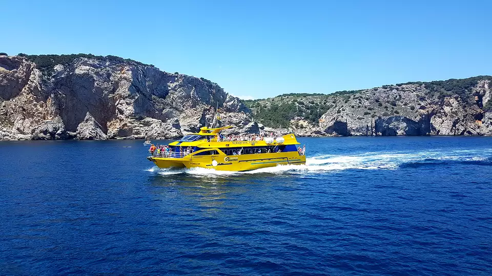Promenade en bateau avec vues sous-marines et verre de bienvenue a Pals