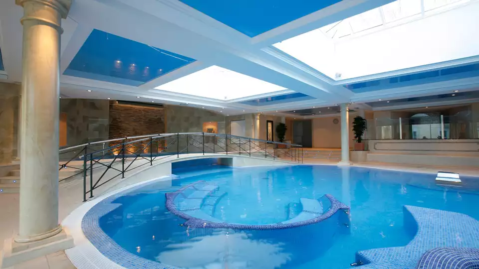 Media pension y circuito termal en el Gran Balneario de Puente Viesgo