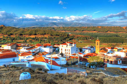 Dormez dans une grotte au pied de la Sierra Nevada