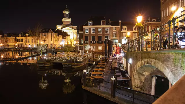 Geniet van een overnachting in historisch Leiden