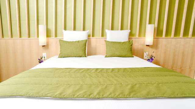 ¡Sumérgete en el ambiente mágico de Bruselas y descansa en una lujosa suite!