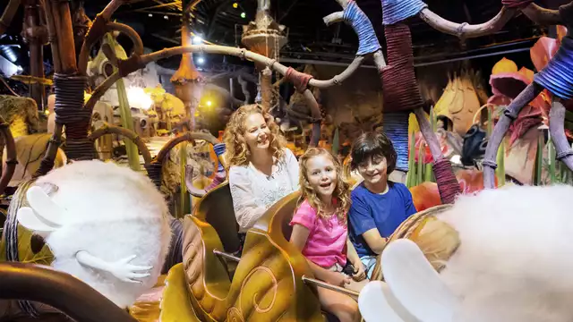 Mini vacanza in famiglia con ingresso al parco divertimenti Europa Park (fino a 6 persone)