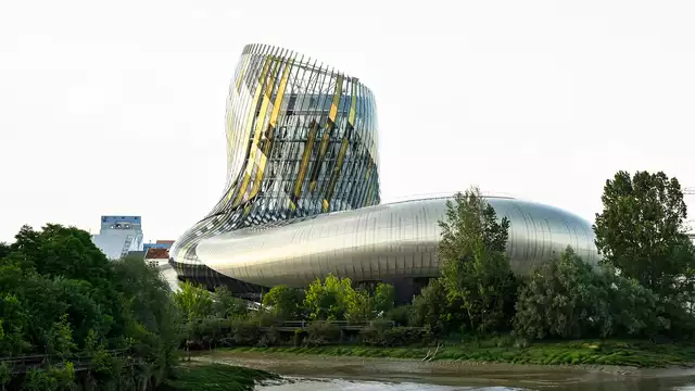 Escapada a Burdeos con visita a la ciudad del vino
