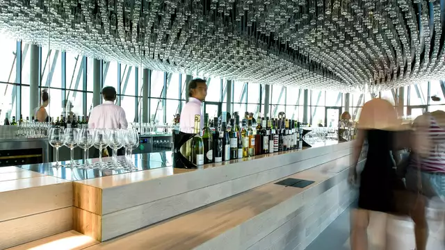 Week-end culturel et gourmand à bordeaux avec visite de la cité du vin
