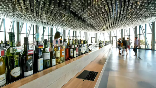 Découvrez Bordeaux et sa culture du vin dans un hotel 4*