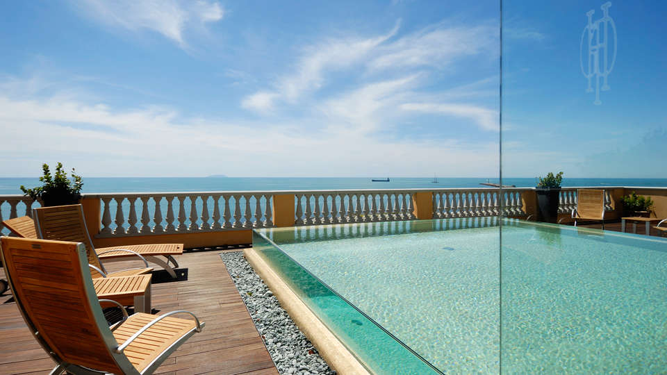 Grand Hotel Palazzo - MGallery - EDIT_infinitypool.jpg