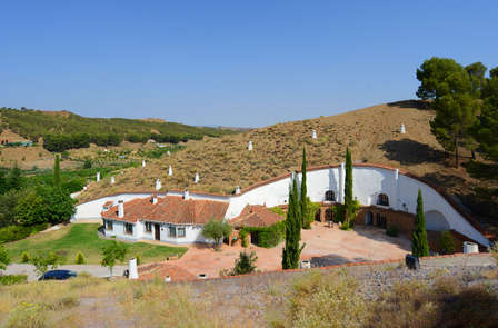 Week-end culturel à Grenade dans une grotte pour 4