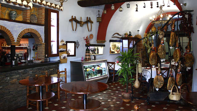 Romántica con cena y encanto en Casa Cueva de Guadix