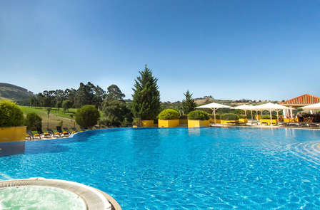 Evasion dans un hôtel 5* à Turcifal avec petit-déjeuner inclus