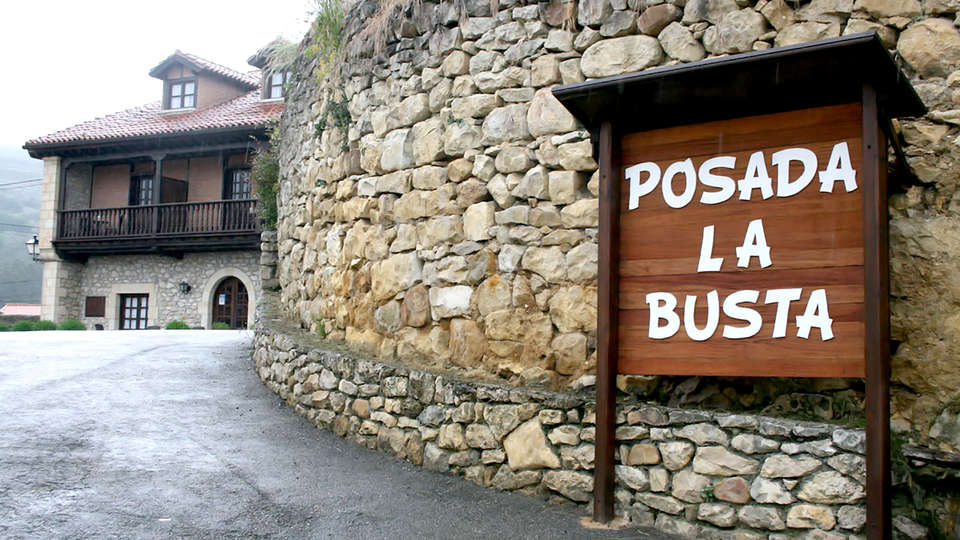 Posada La Busta - Edit_Entrance.jpg