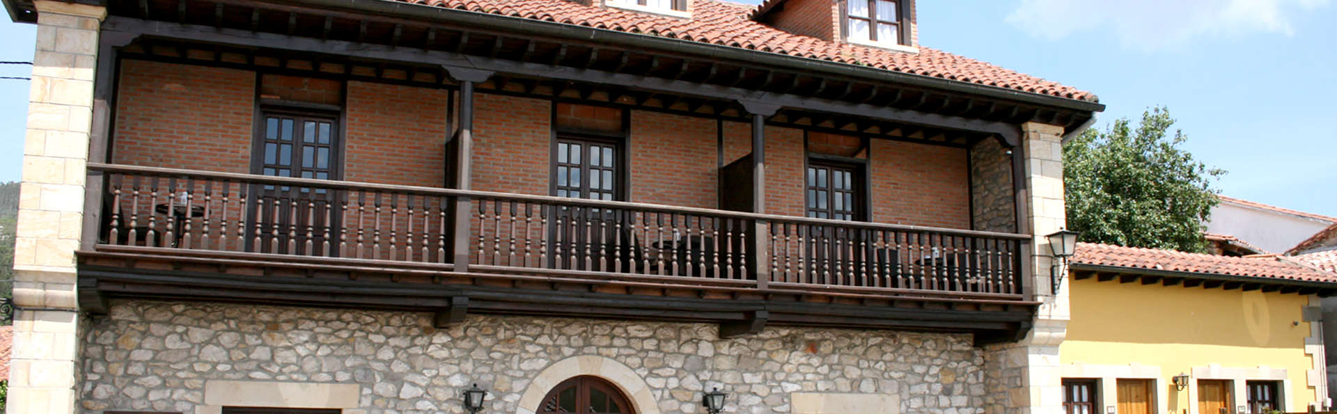 Posada La Busta - Edit_Front5.jpg