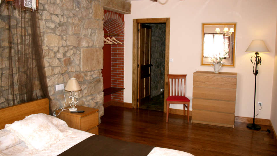 Posada La Busta - Edit_Room3.jpg