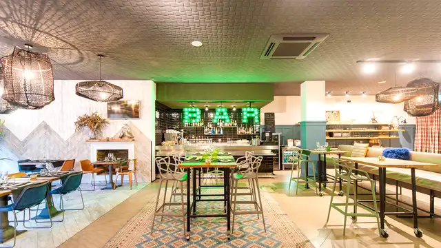 Dîner dans un hôtel au style vintage et industriel à Mataró à deux pas de Barcelone