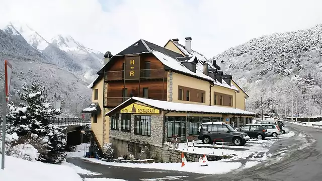 Familie-uitje met één kind inbegrepen met halfpension in de Vall d'Aran