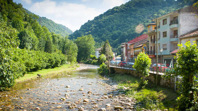 Escapada en Belmonte de Miranda con entradas al Museo del Oro
