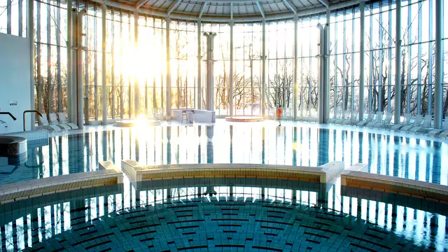 Détente aux thermes de Spa + séjour romantique à Malmedy