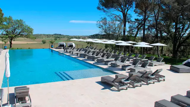 Oasis de bien-être dans un château à St Pierre de Serjac