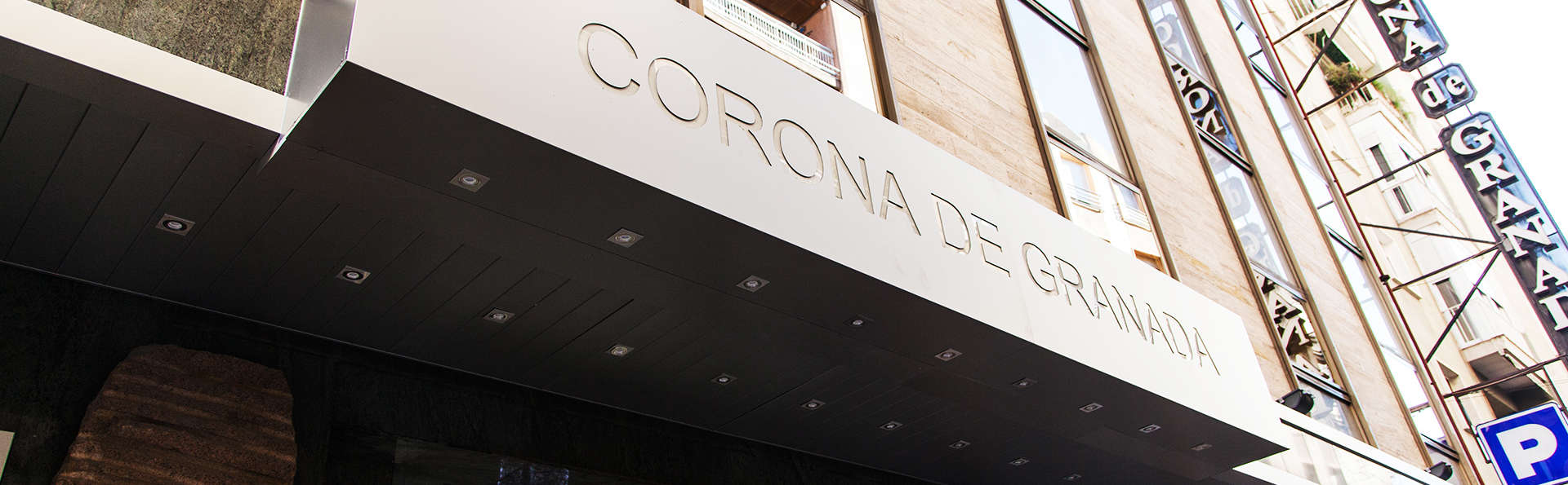Hotel Corona de Granada - EDIT_front1.jpg