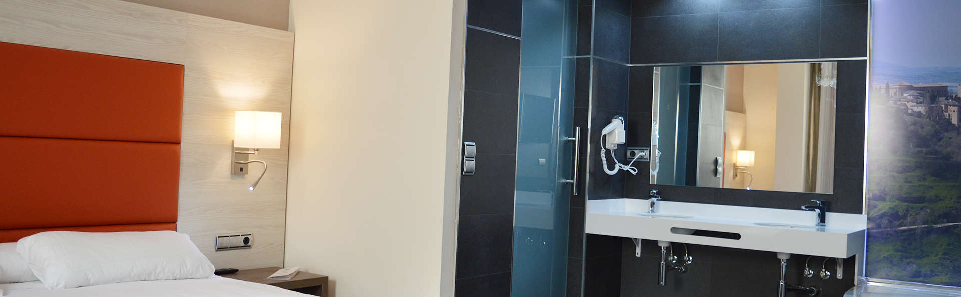 Hotel Corona de Granada - EDIT_room9.jpg