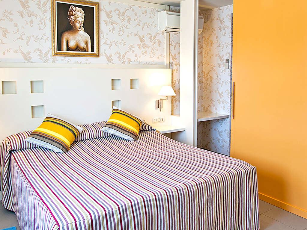 Profitez d'une escapade romantique en couple sur la Costa Brava - 3* - 17