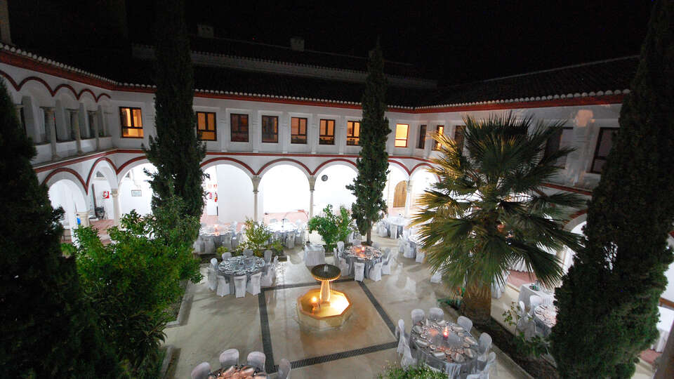 Offre exclusive romantisme avec diner a Priego de Cordoba a partir de nuits