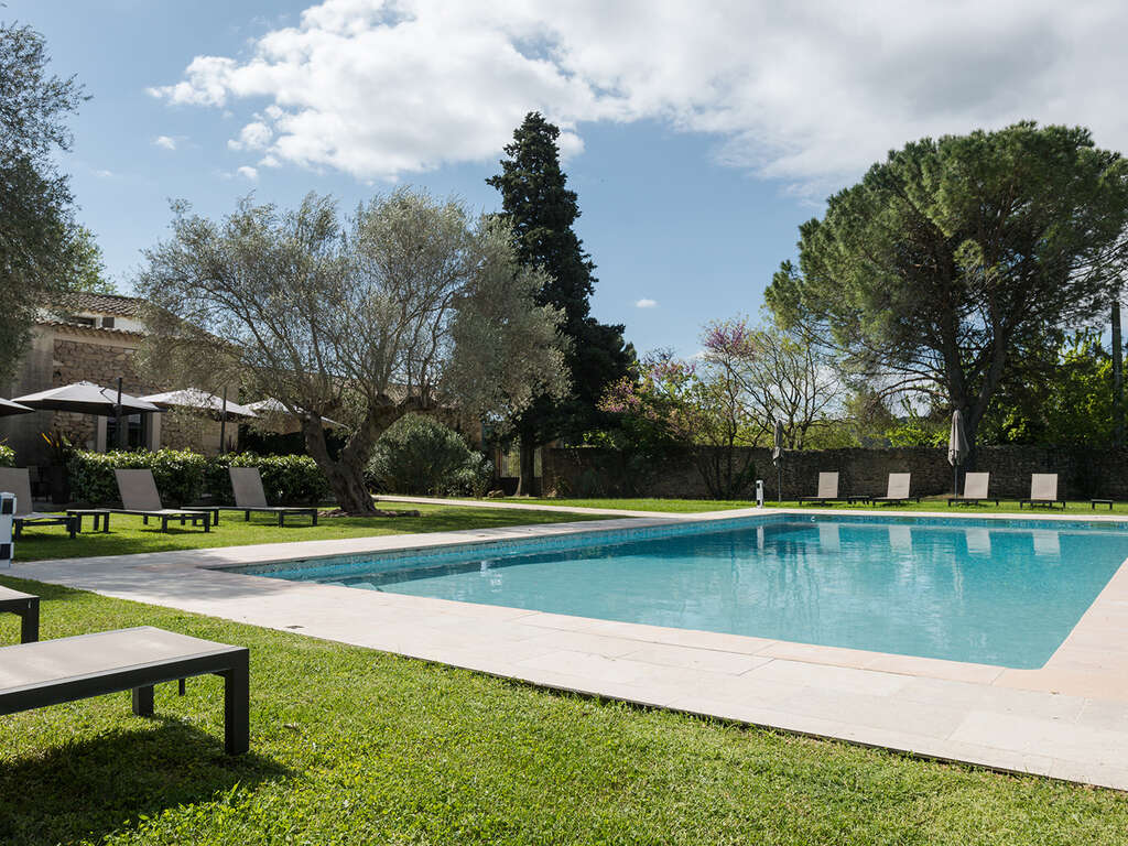 Charme, nature, et gastronomie deux à pas du Pont du Gard - 4*