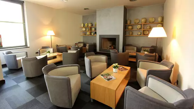 Descubre la Gastronomia del Emporda con cena incluida y parking en hotel