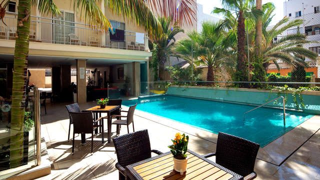 Escápate a Mallorca en un bonito hotel en la playa de S'Arenal