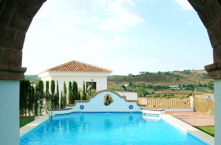 Ontdek het natuurpark van de Sierra Norte de Sevilla met een typisch diner