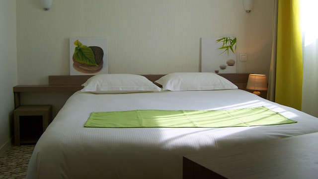 Brit Hotel Cancale Alghotel