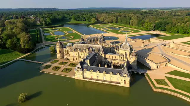 Sprankelende ontsnapping met spa in een charmant kasteel op 1,5 uur van Parijs