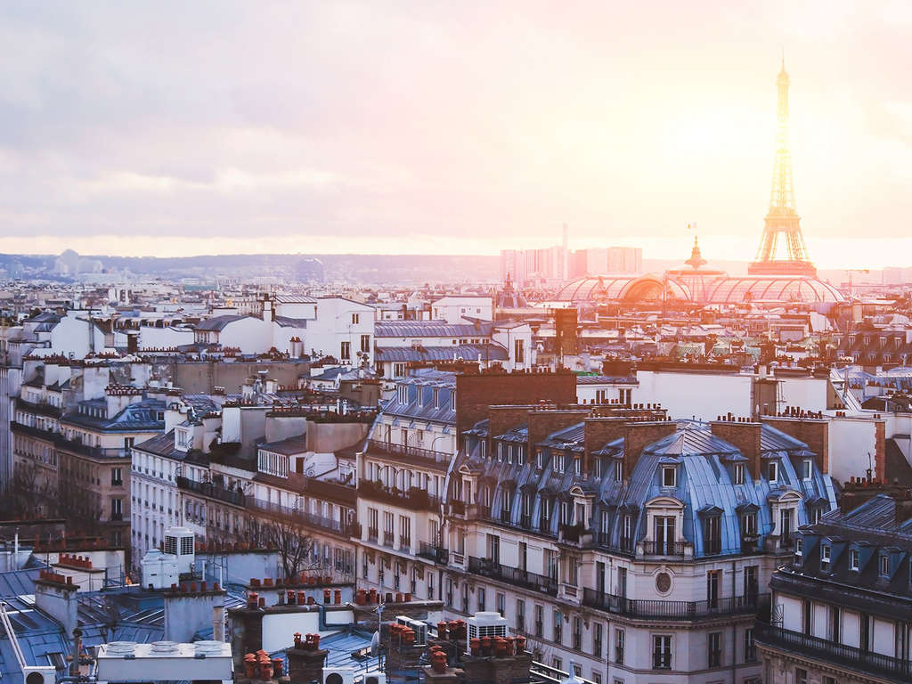 Séjour avec dîner croisière festif sur la Seine à Paris - 4* - 9