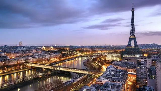 Escapada cerca de los Campos Eliseos en Paris