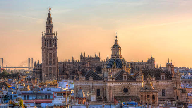 Culturele vakantie: Ontdek Sevilla met speciale nachtelijke route