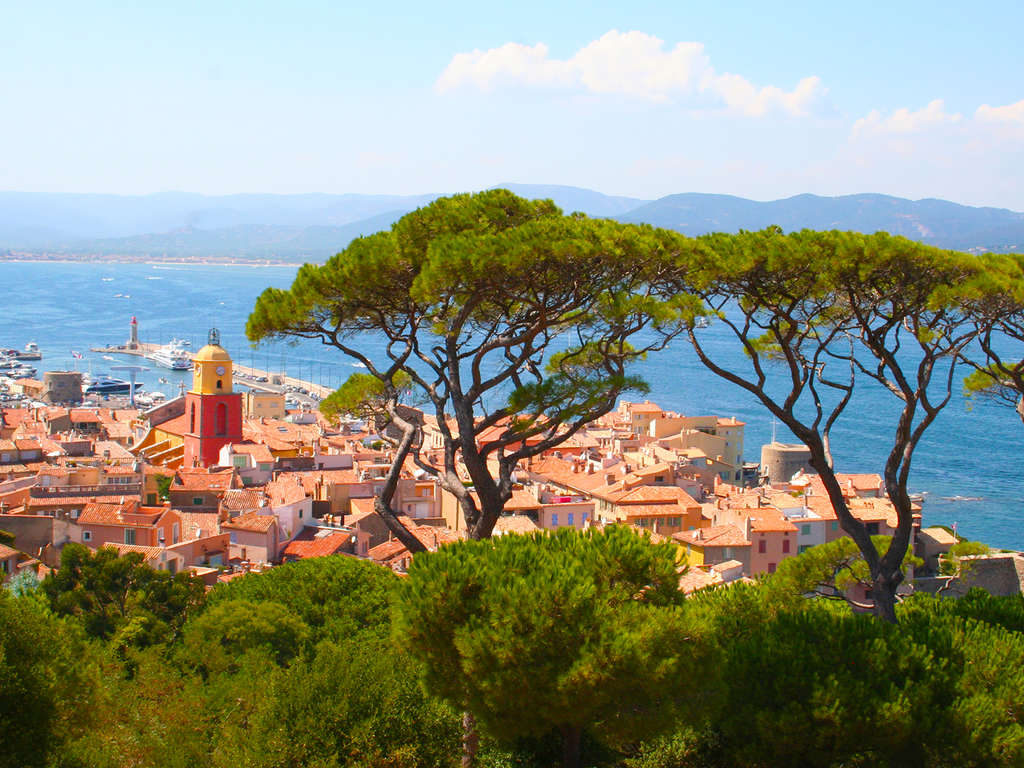 Escapade Gastronomique Avec Dîner Dégustation Près De Saint-tropez - 4* (ref 8116)