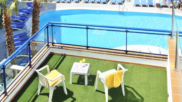 Tossa de Mar al mejor precio: con media pensión, acceso al spa y botella de vino