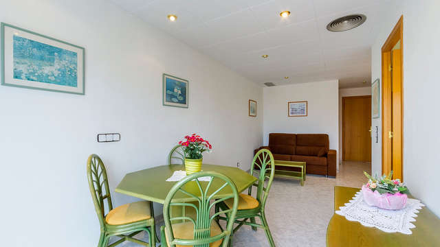 Descubre Calella de Mar con este equipado apartamento